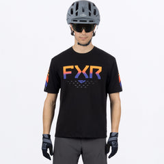 MHeliumTechSS_Jersey_SvartAnodiserad_SKU_232062-_1023_Framsida