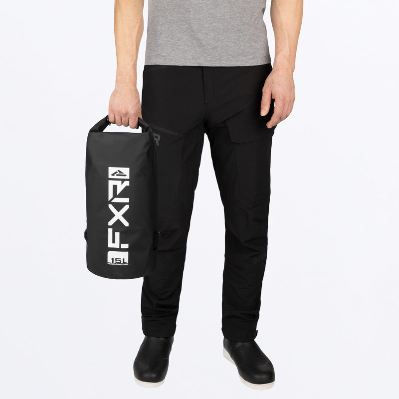 FXRDry15L_Bag_BlackWhite_SKU_243202-1001_Extra2