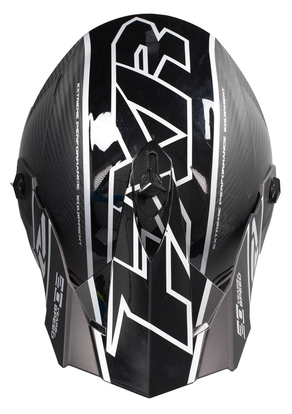 Blade Carbon kypärä