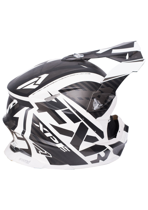 Blade Throttle kypärä